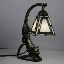 Tiffany Style Table Lamp...